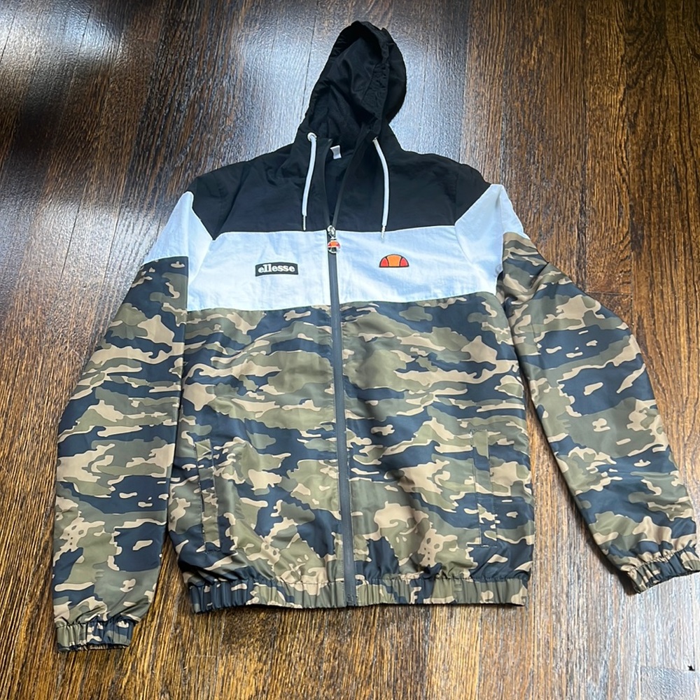 Great men’s zip up